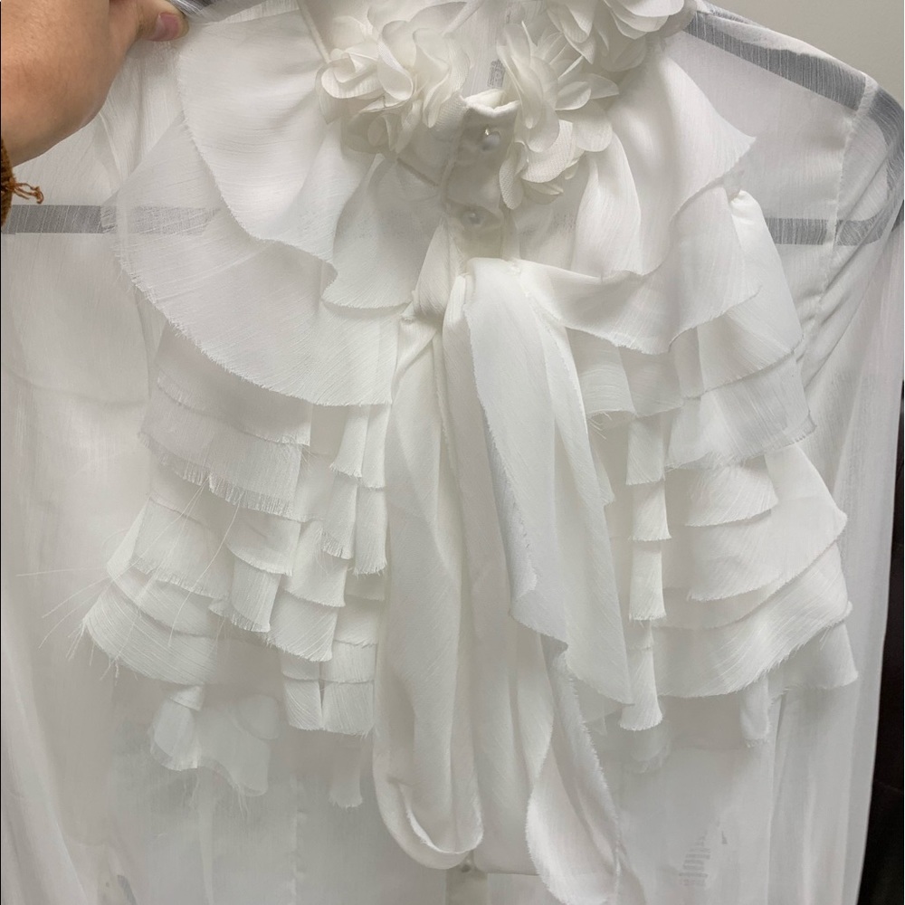 NWT-Pussy bow blouse white - Picture 6 of 7